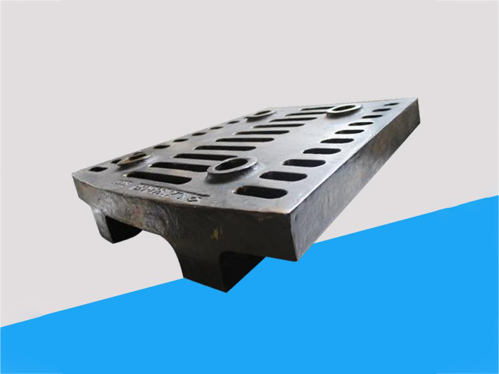 專業(yè)生產(chǎn)合金襯板